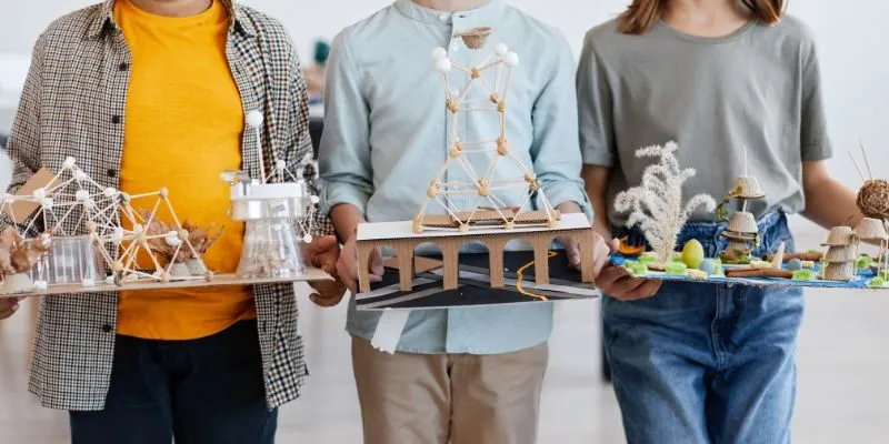 Giáo Dục - Tạo Nền Tảng Vững Mạnh Cho Tương Lai